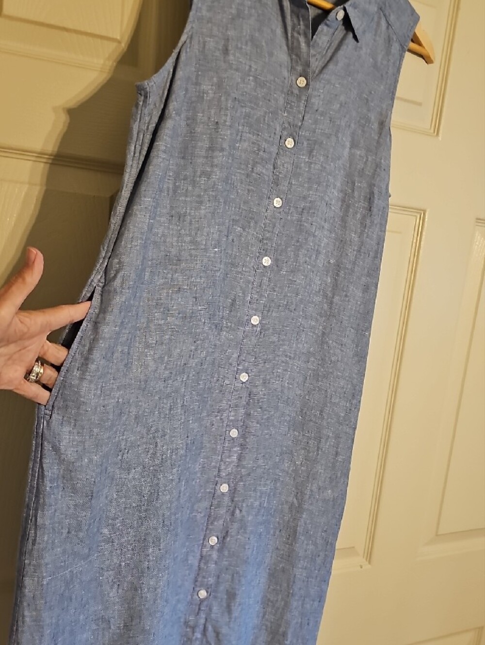 Tommy Bahama Sleeveless Linen Button-Front Dress - Blue - Picture 5 of 9
